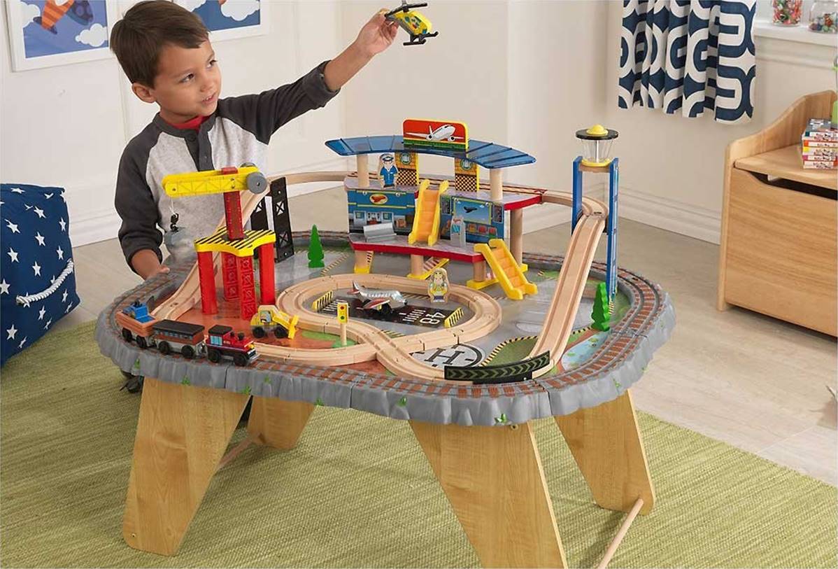 Jouets en bois Circuit de train sur table en bois avec Aéroport et